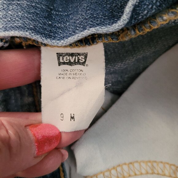 Levis Womens Low Slouch Flare Stretch Distressed Denim Blue Jeans Size 9M Jr. - Picture 2 of 12